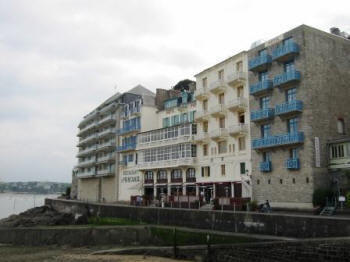 Hotels at Dinard in 2007.