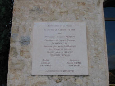 Plaque commemorating re-opening by Jacques Medecin