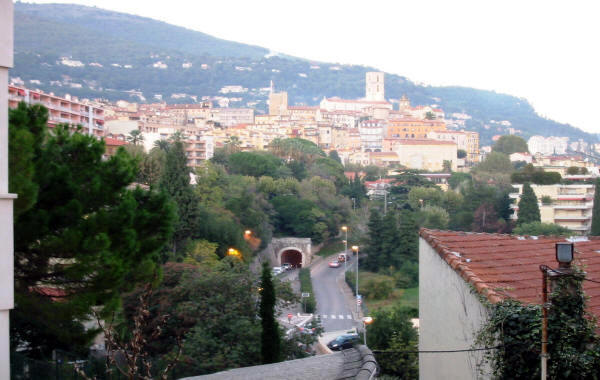 West portal of the tunnel under Grasse